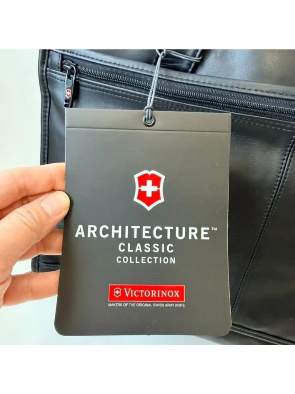 NWT Victorinox Wainwright Attaché Brief Leather Laptop Bag Black